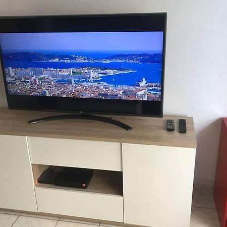 Studio Meuble Climatise Toulon Mourillon Bord De Mer Exterior photo